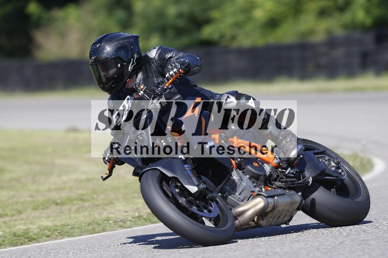 /Archiv-2024/56 10.08.2024 Plüss Moto Sport ADR/Freies Fahren/241